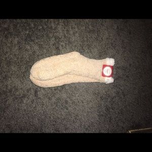 Slipper socks/fuzzy socks